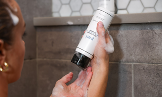 Understanding the Difference Between Clarifying and Hydrating Shampoos